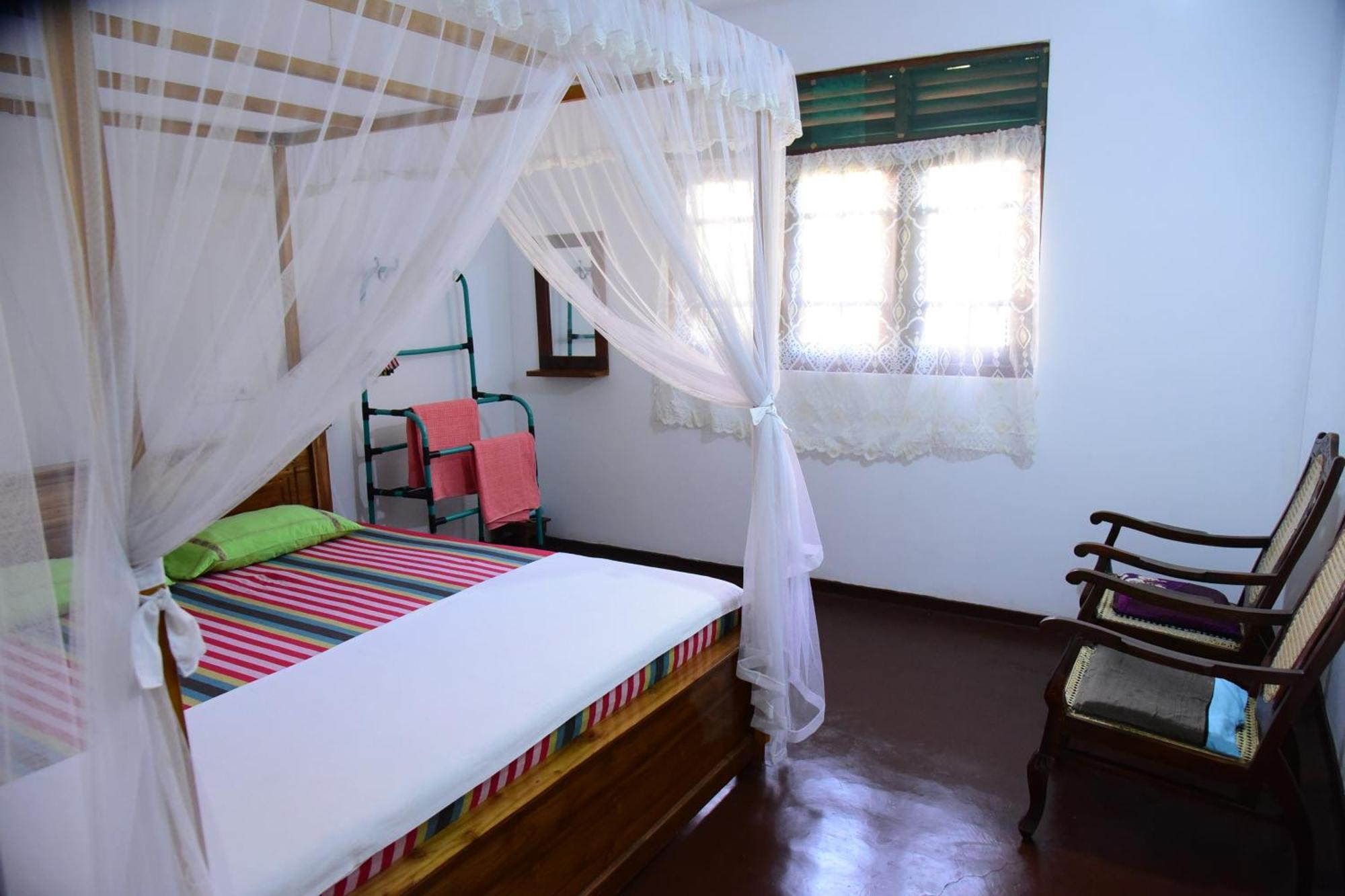 Sun Ground Villa Hikkaduwa Exterior photo